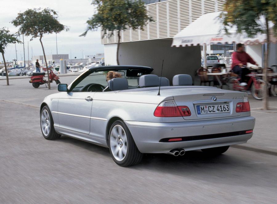  BMW 3-Series Convertible 2003 года  (фото 11 из 17)